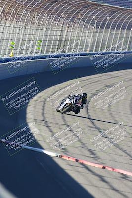 media/Jan-21-2023-Fastrack Riders (Sat) [[fcf3f88a30]]/Level 4/Session 2 Nascar 1/